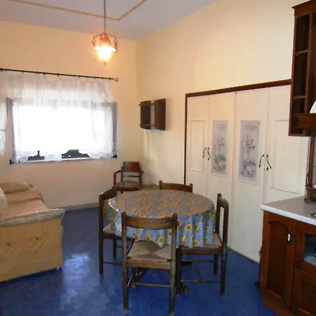 Aparthotel Elena Guardistallo