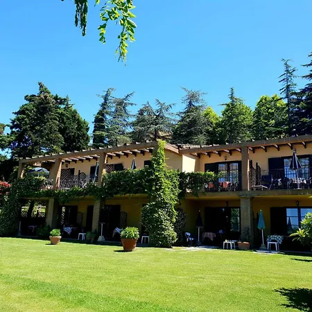 Elena Aparthotel Guardistallo