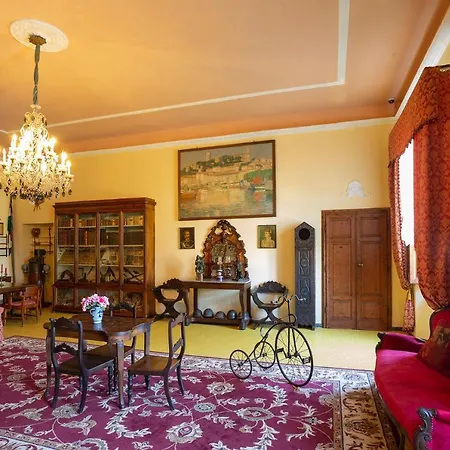 Aparthotel Elena Guardistallo